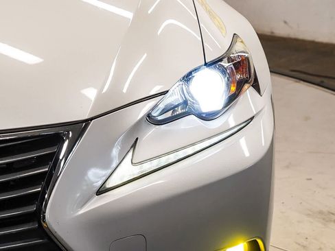 Used 2014 Lexus IS 250 image 7