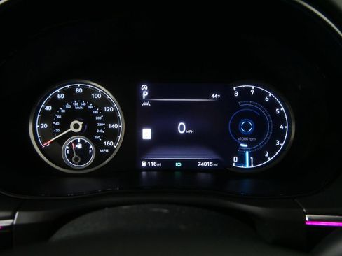 Used 2023 Genesis GV70 3.5T Sport w/ Sport Advanced Package AWD/4WD image 34