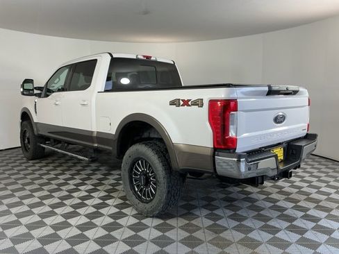Used 2017 Ford F250 Lariat w/ Lariat Ultimate Package image 6