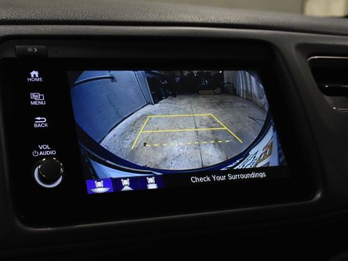 Used 2021 Honda HR-V EX-L image 17