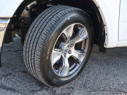 Used 2021 RAM 1500 Laramie image 18