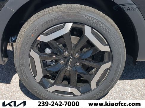 New 2025 Kia Telluride S image 10