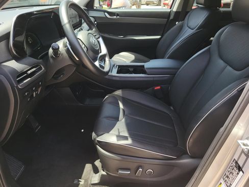 Certified 2025 Hyundai Palisade SEL AWD/4WD image 19
