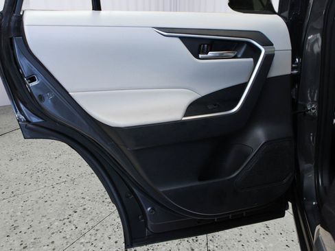 Used 2024 Toyota RAV4 XLE w/ Convenience Package AWD/4WD image 44