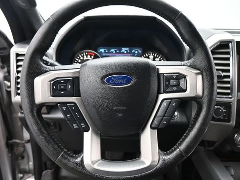 Used 2015 Ford F150 Platinum image 11