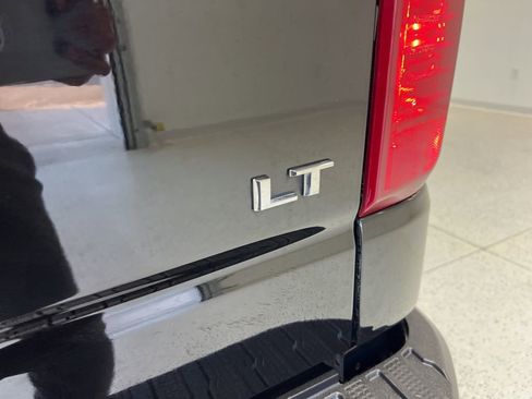 Used 2025 Chevrolet Silverado 1500 LT image 23