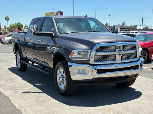 Used 2016 RAM 2500 Laramie AWD/4WD image 6