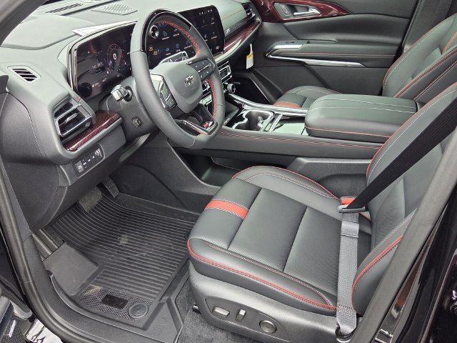 New 2027 Chevrolet Traverse RS w/ LPO, Floor Liner Package AWD/4WD image 6