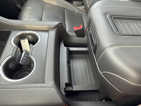 Used 2023 Chevrolet Tahoe Premier image 28