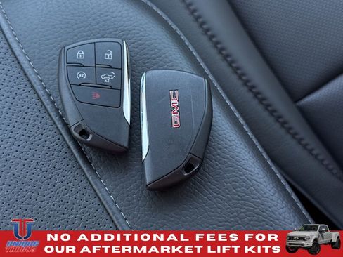 Used 2025 GMC Sierra 1500 Denali w/ Technology Package AWD/4WD image 38