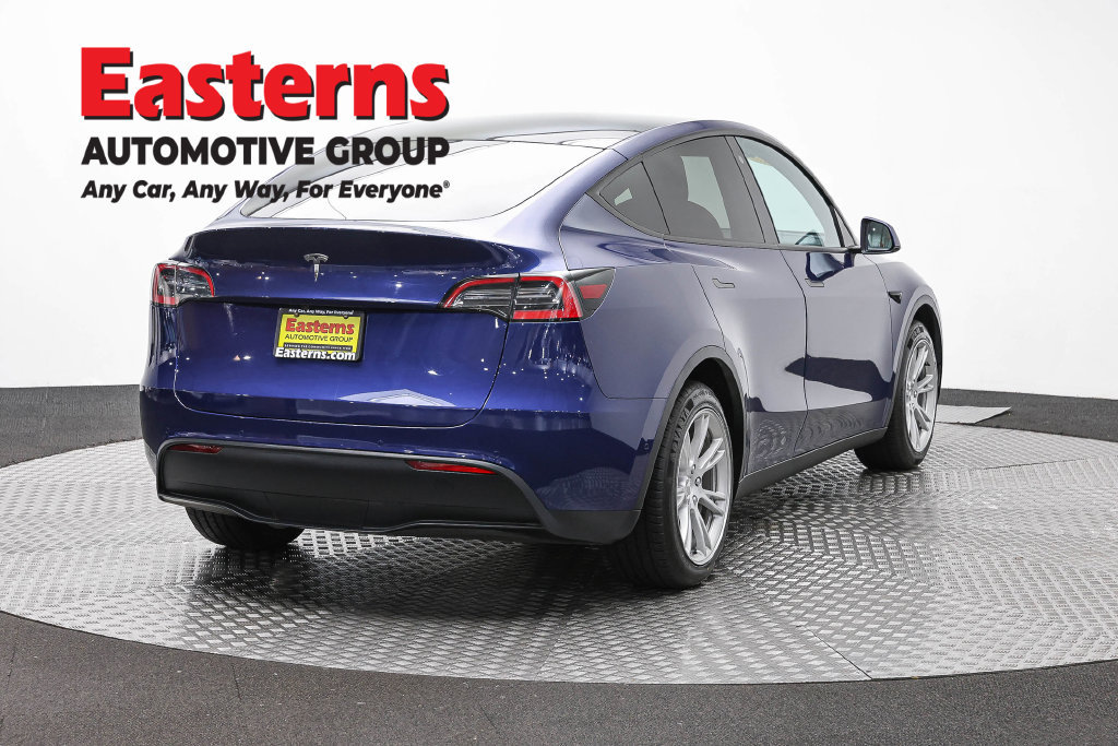Used 2021 Tesla Model Y Long Range AWD/4WD image 6