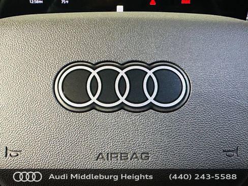 Certified 2025 Audi Q5 Premium AWD/4WD image 18