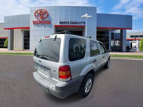 Used 2007 Ford Escape XLT image 8