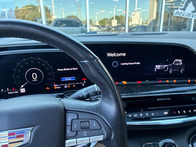 Used 2023 Cadillac Escalade Premium Luxury AWD/4WD image 14