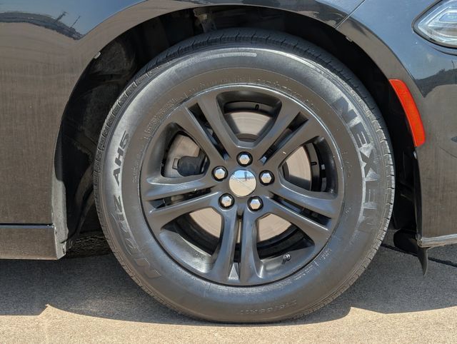 Used 2022 Dodge Charger SXT RWD image 8
