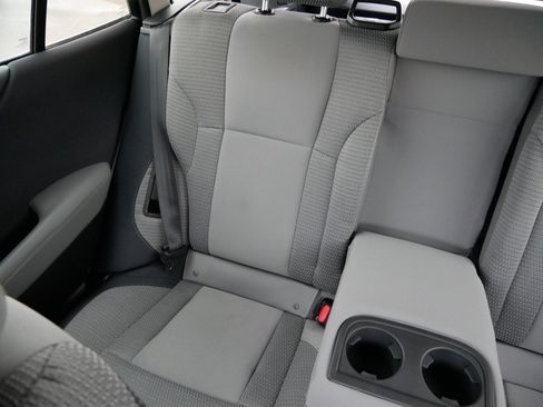 Used 2025 Subaru Outback Premium image 12