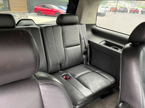 Used 2008 Cadillac Escalade AWD image 28