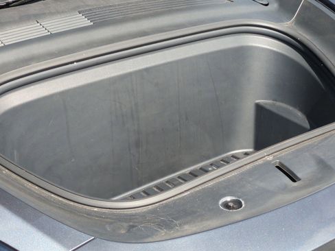 Used 2021 Tesla Model Y 2WD image 33