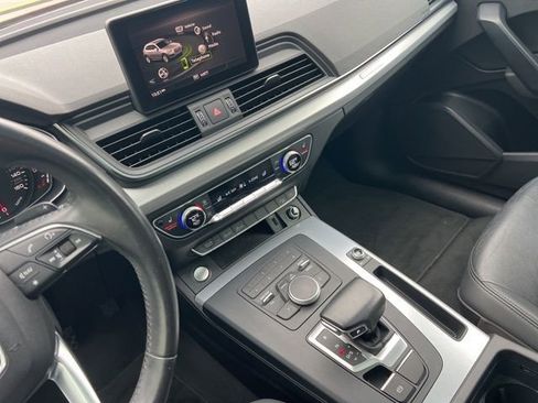 Used 2019 Audi Q5 2.0T Premium w/ Convenience Package image 26
