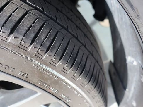 Used 2025 Toyota Crown Signia image 56