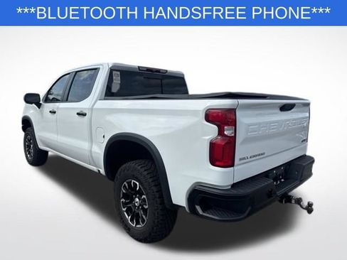 Used 2023 Chevrolet Silverado 1500 ZR2 AWD/4WD image 3