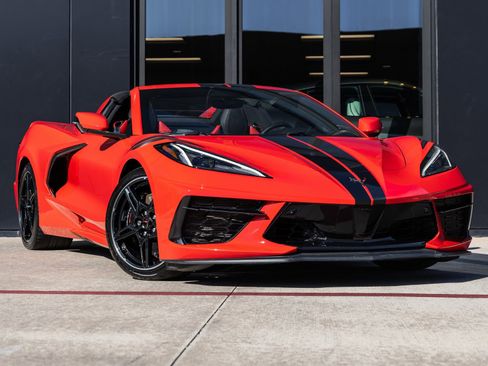 Used 2021 Chevrolet Corvette Stingray Premium Conv w/ Z51 Performance Package image 20