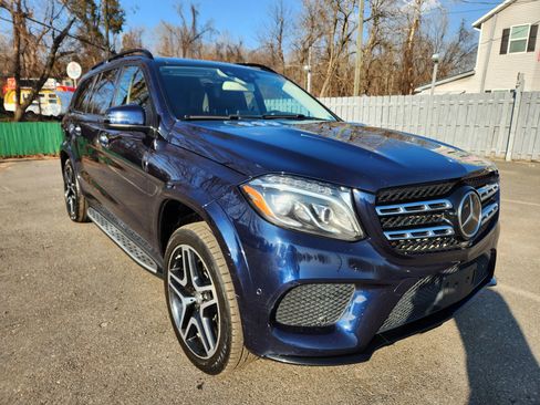 Used 2017 Mercedes-Benz GLS 550 4MATIC image 3