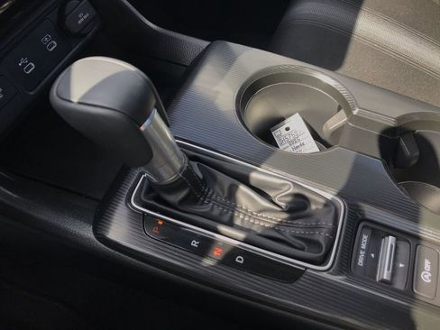 Used 2025 Honda Civic Sport image 20