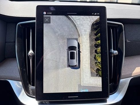 Used 2025 Volvo XC90 B6 Plus AWD/4WD image 26