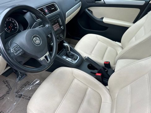Used 2012 Volkswagen Jetta TDI image 4
