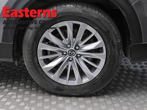 Used 2024 MAZDA CX-90 Plug-In Hybrid w/ Preferred AWD/4WD image 8