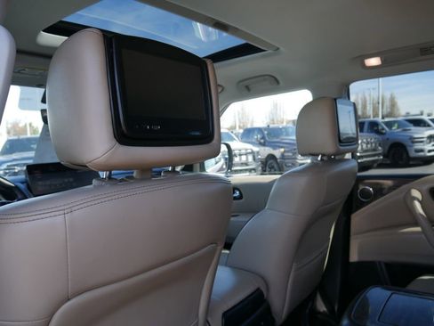 Used 2023 Nissan Armada Platinum w/ Captain's Chairs Package AWD/4WD image 17