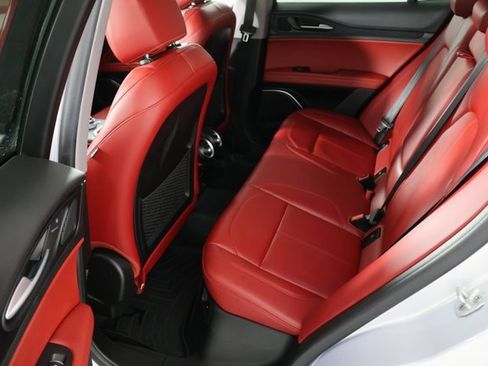 Used 2020 Alfa Romeo Stelvio Sprint w/ Nero Edizione image 21