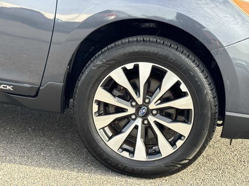 Used 2017 Subaru Outback 3.6R Limited image 30