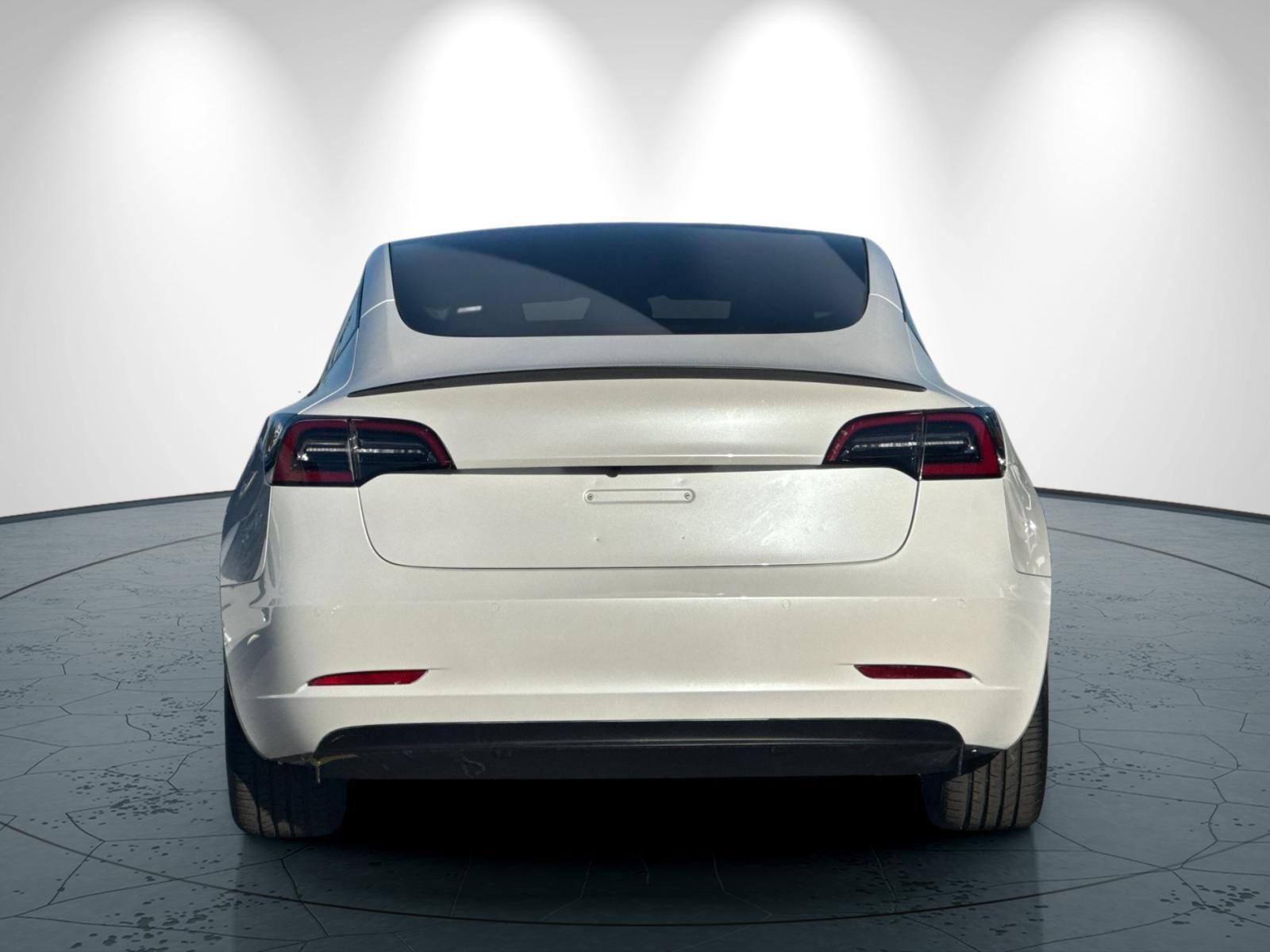 Used 2022 Tesla Model 3 Performance AWD/4WD image 5