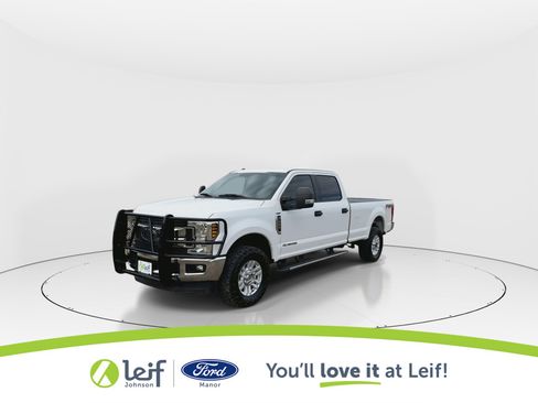Used 2018 Ford F250 XLT w/ XLT Value Package image 4