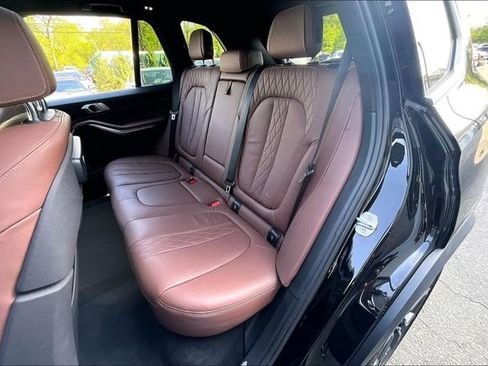 Used 2019 BMW X5 xDrive40i w/ Luxury Seating Package AWD/4WD image 22