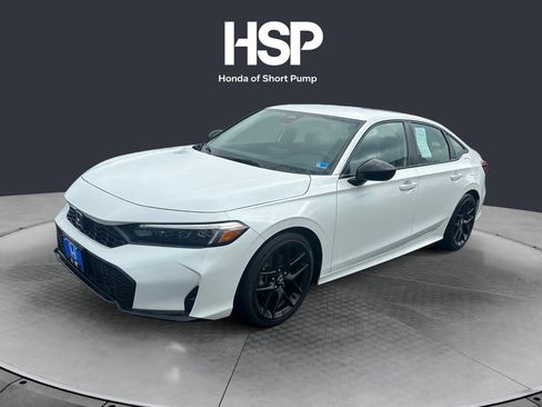 Used 2025 Honda Civic Sport image 1