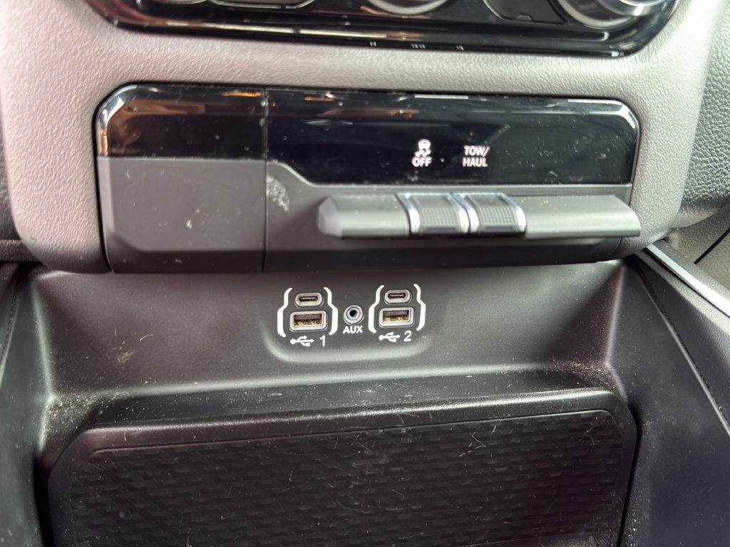 Used 2022 RAM 1500 Big Horn RWD image 26
