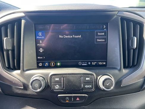 Used 2024 GMC Terrain AT4 w/ Tech Package AWD/4WD image 28