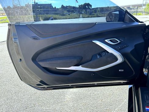 Used 2021 Chevrolet Camaro ZL1 w/ LPO, ZL1 Protection Package RWD image 9