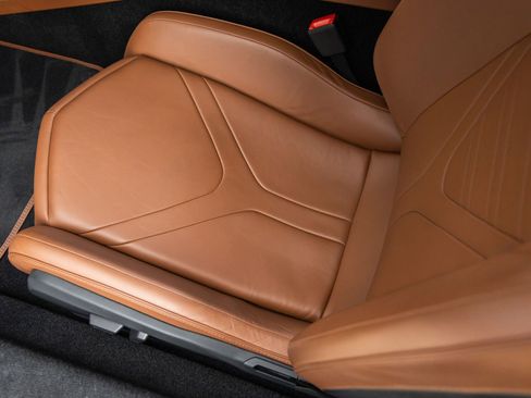 Used 2024 Lamborghini Revuelto AWD/4WD image 29