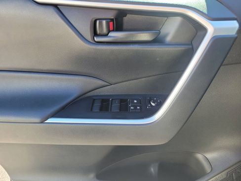 Used 2025 Toyota RAV4 LE image 15