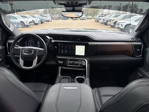 Used 2024 GMC Sierra 2500 Denali w/ Denali Reserve Package image 51