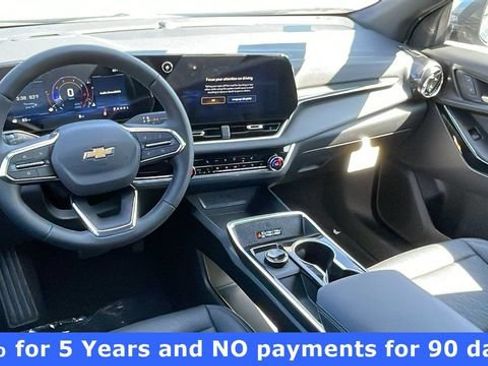 New 2026 Chevrolet Equinox LT w/ Convenience Package II FWD image 14
