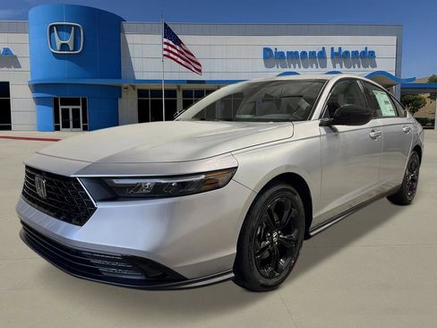 New 2025 Honda Accord SE image 1