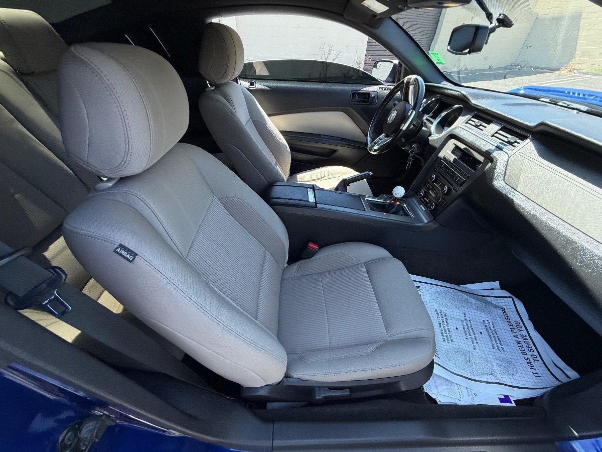 Used 2014 Ford Mustang GT w/ Equipment Group 301A RWD image 19