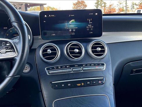 Certified 2022 Mercedes-Benz GLC 300 image 6
