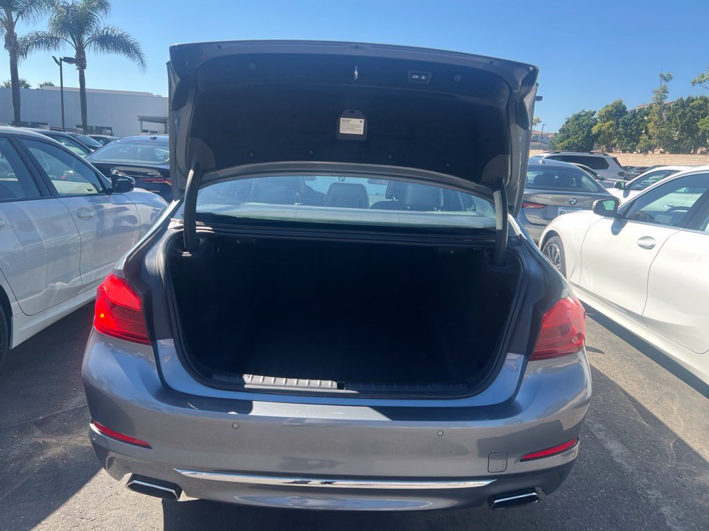 Used 2018 BMW 540i RWD image 7
