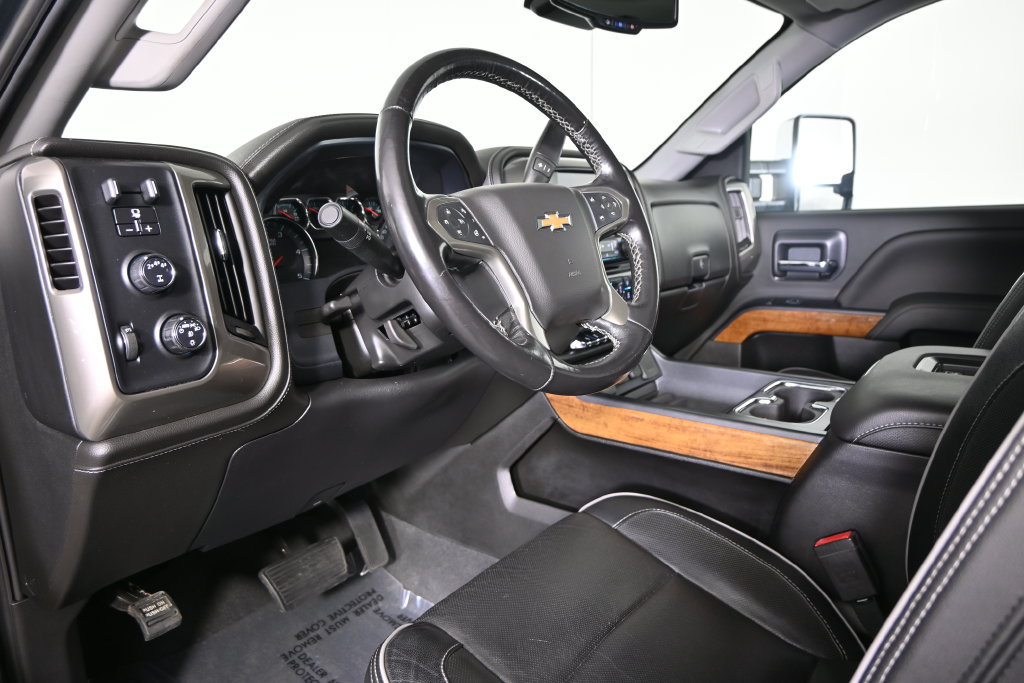 Used 2019 Chevrolet Silverado 3500 High Country w/ Duramax Plus Package AWD/4WD image 23